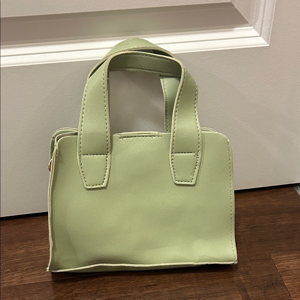 Sleek Green Women's Handbag